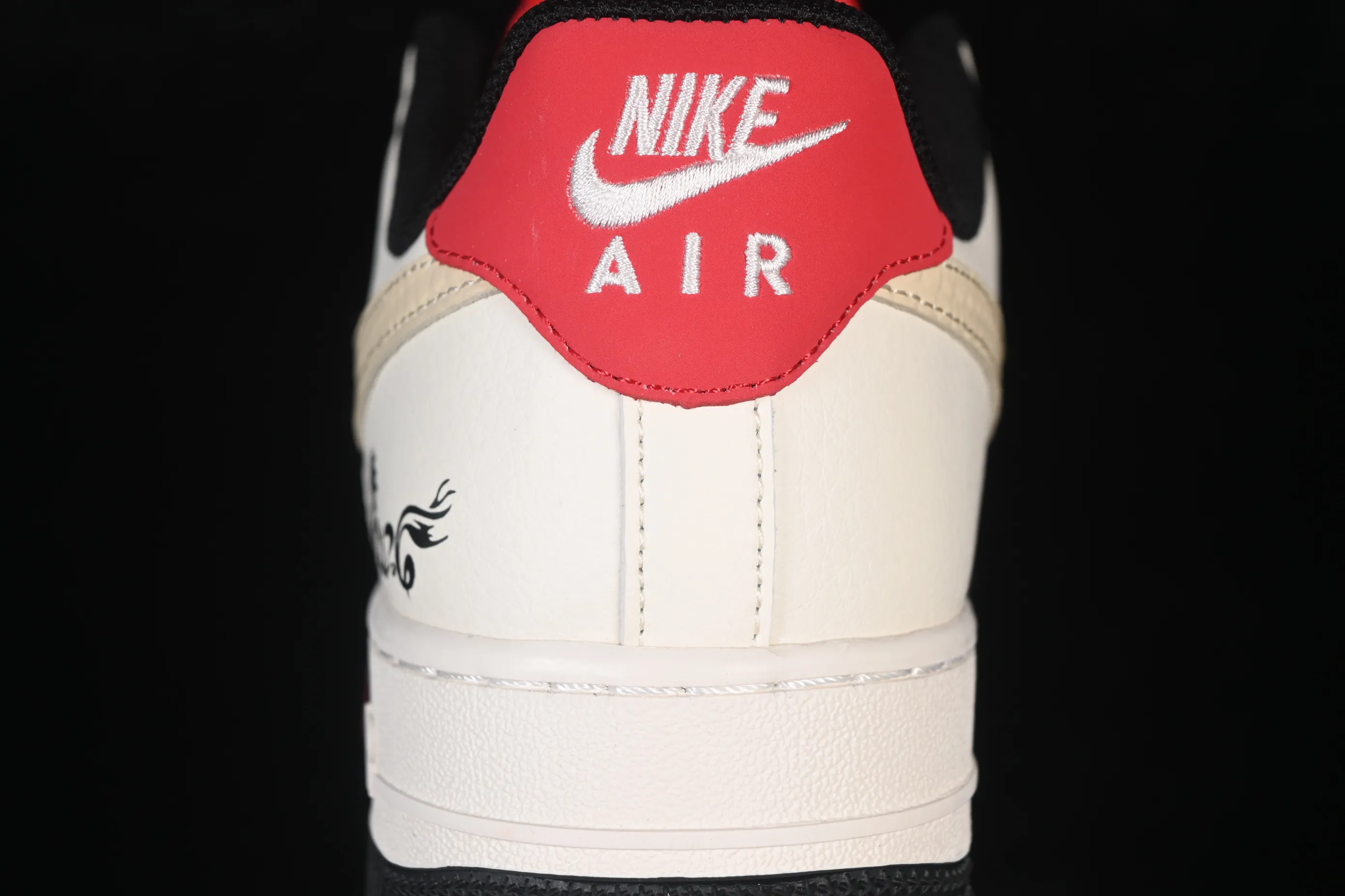 All categories Nk Air Force 1 Air Force series Nk Air Force 1 Low Air Force low-top Nike Air Force 1'07 Low red and white contrast Air Force 1 low-top casual sneakers JP2026-156